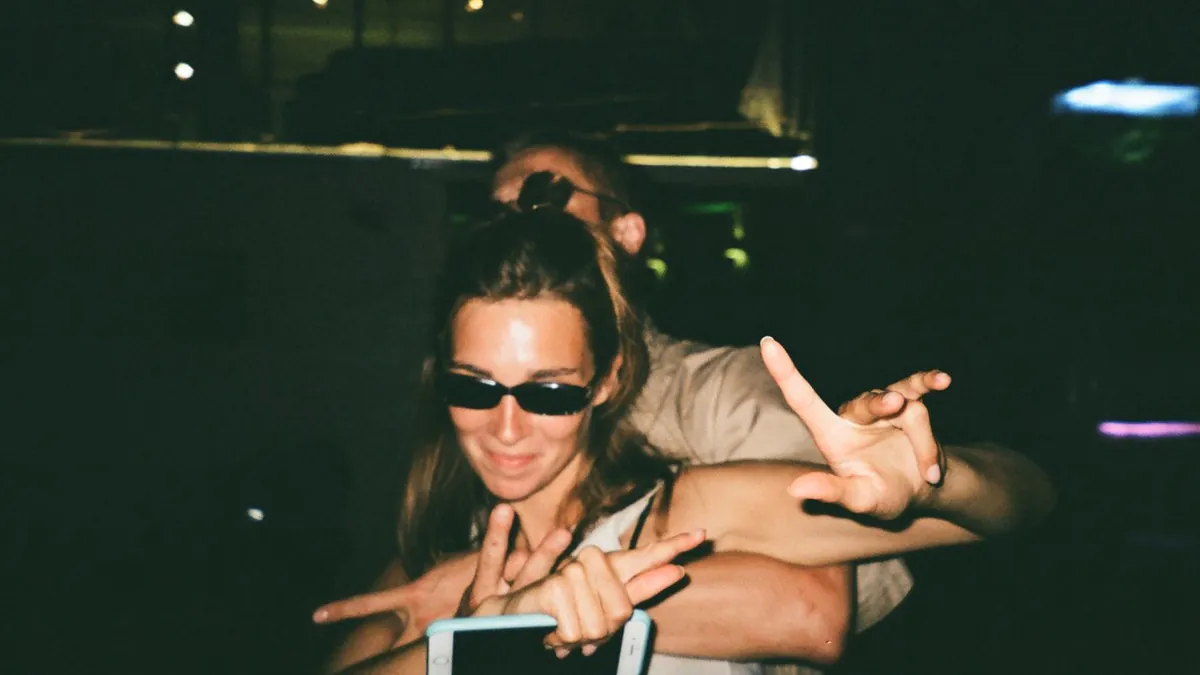 Does the Flash Effect Work on Group Photos? — Flash Effect